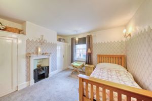 Bedroom- click for photo gallery